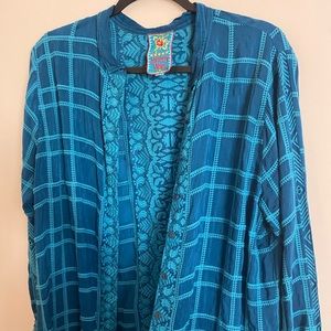 Johnny Was Large Long Sleeve Teal Blue Button up Rayon Embroidered Stitching Top
